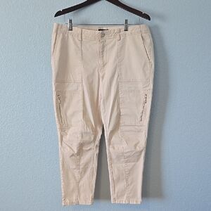 White House Black Market Size 14 Dusty Rose Cargo Pants Zip Pockets Gorpcore